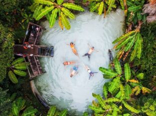 Brazil, Jalapao floating natural pool