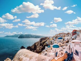 Greece holidays to Santorini